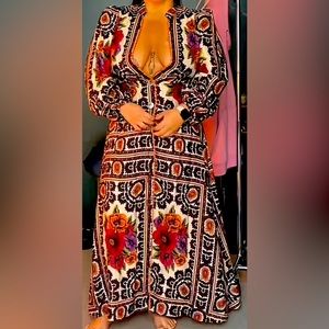 Looking for this dress in Med or Large